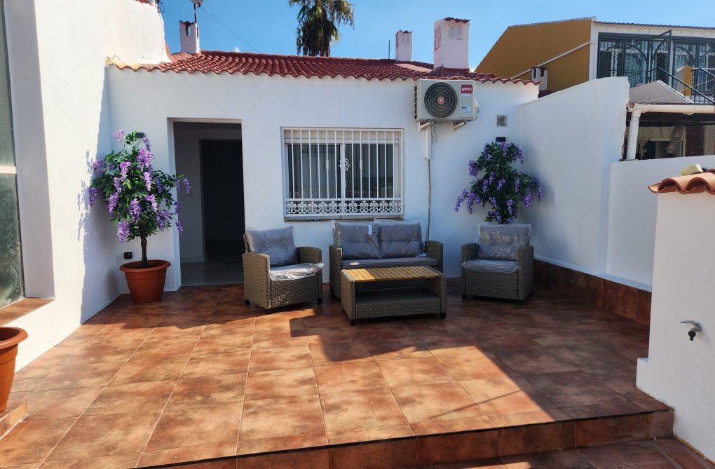 Resale - Bungalow - Torrevieja - Costa Blanca