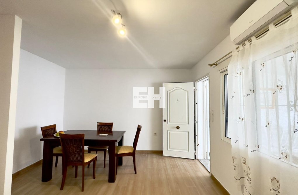 Resale - Bungalow - Torrevieja - El Limonar