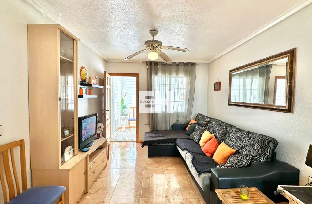 Resale - Bungalow - Torrevieja - El Limonar