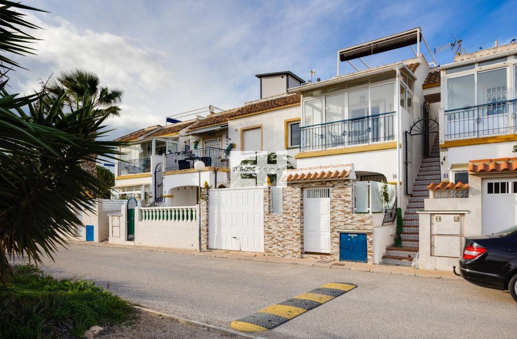 Resale - Bungalow - Torrevieja - La Siesta - El Salado - Torreta
