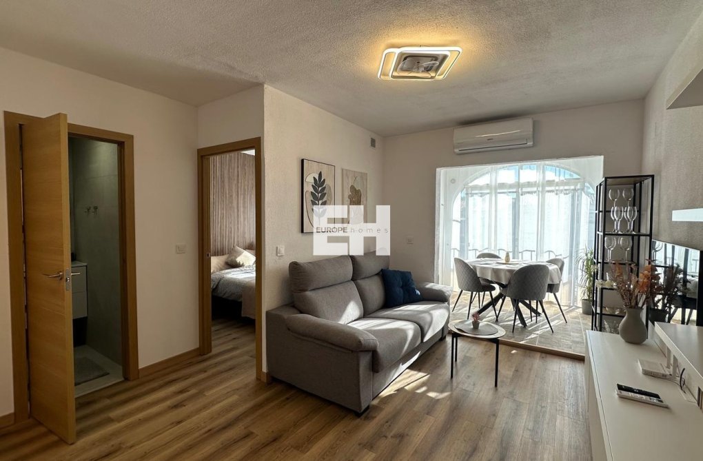 Resale - Bungalow - Torrevieja - Los Balcones - Los Altos Del Edén