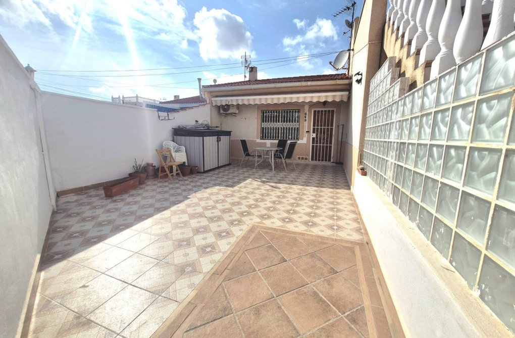 Resale - Bungalow - Torrevieja - Torretas