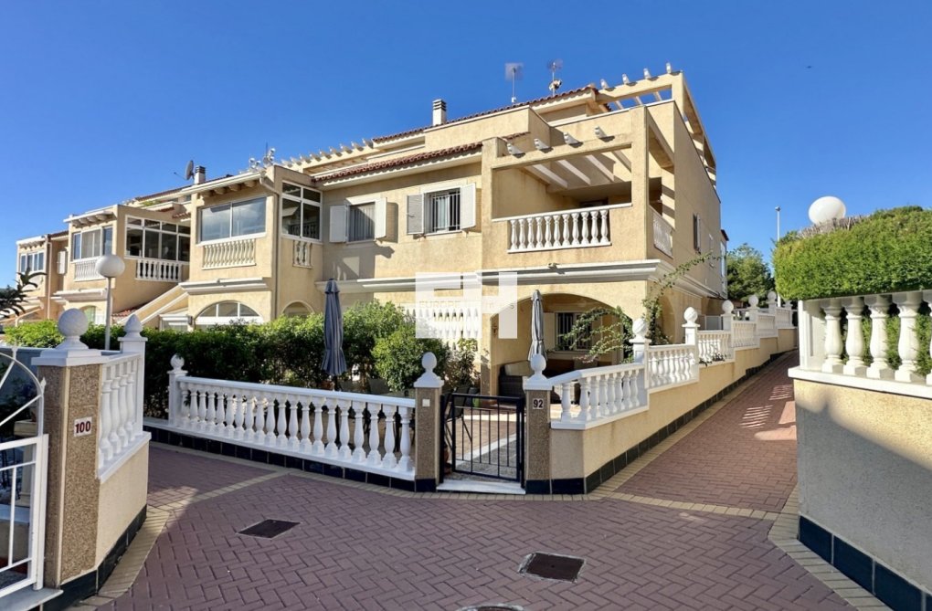 Resale - Duplex - Orihuela Costa - Costa Blanca