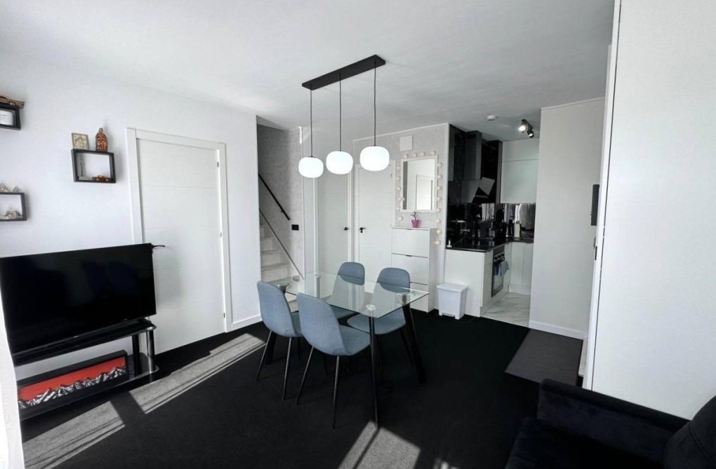 Resale - Duplex - Torrevieja - Carrefour