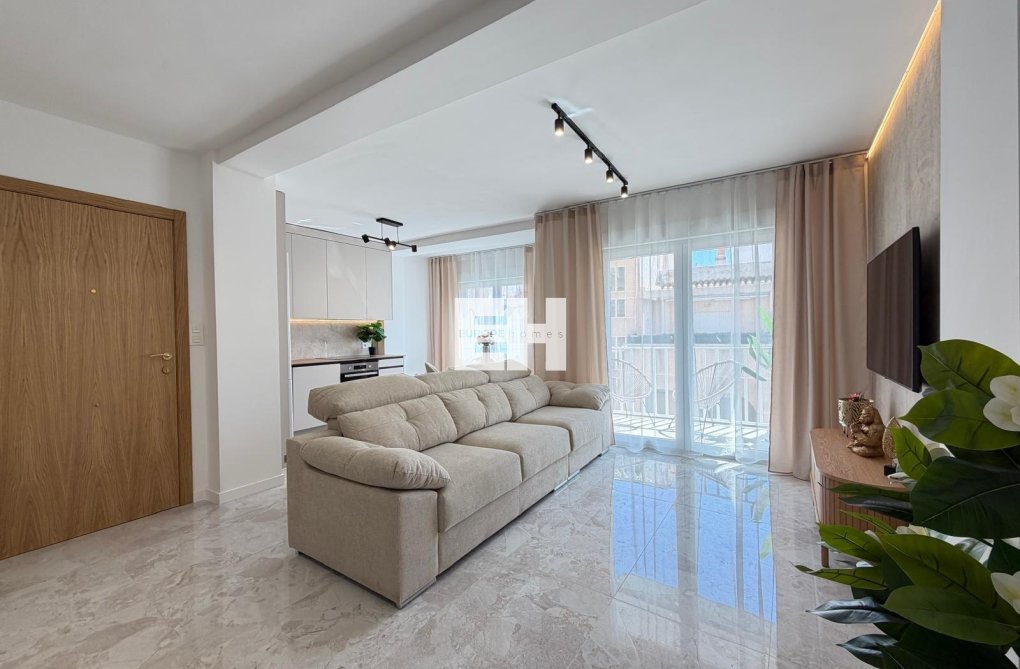 Resale - Penthouse - Torrevieja - Estacion De Autobuses