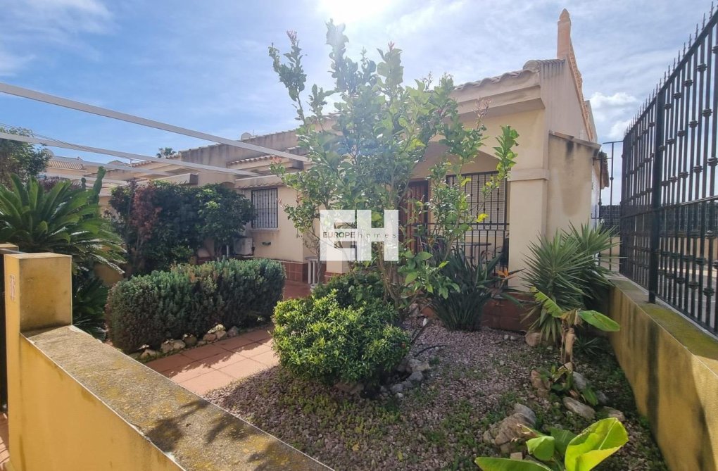 Resale - Semi Detached - Guardamar del Segura - Urbanizaciones