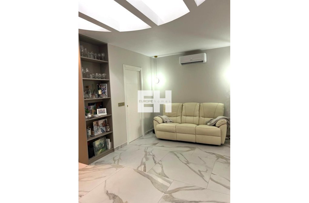 Resale - Semi Detached - Orihuela Costa - Playa Flamenca