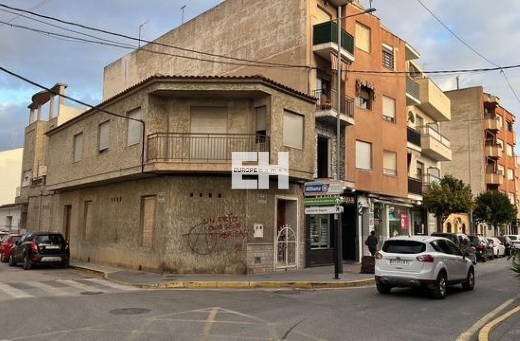 Resale - town house - Catral - Comunidad Valenciana