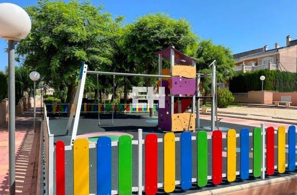 Resale - town house - Gran Alacant