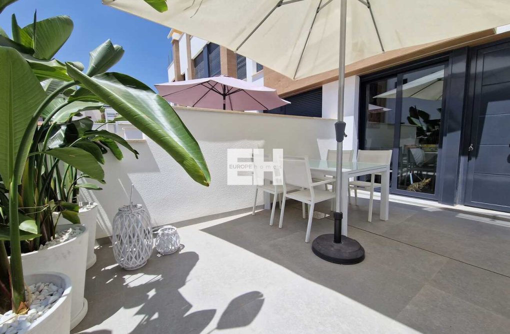 Resale - town house - Guardamar del Segura - ELS SECONS