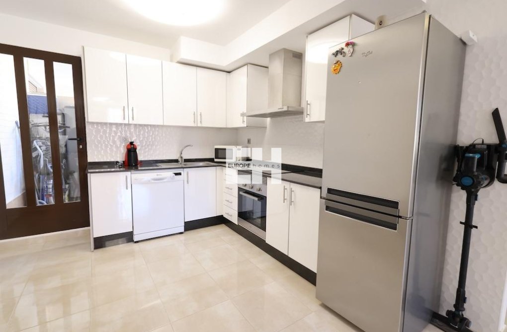 Resale - town house - Orihuela Costa - Costa Blanca