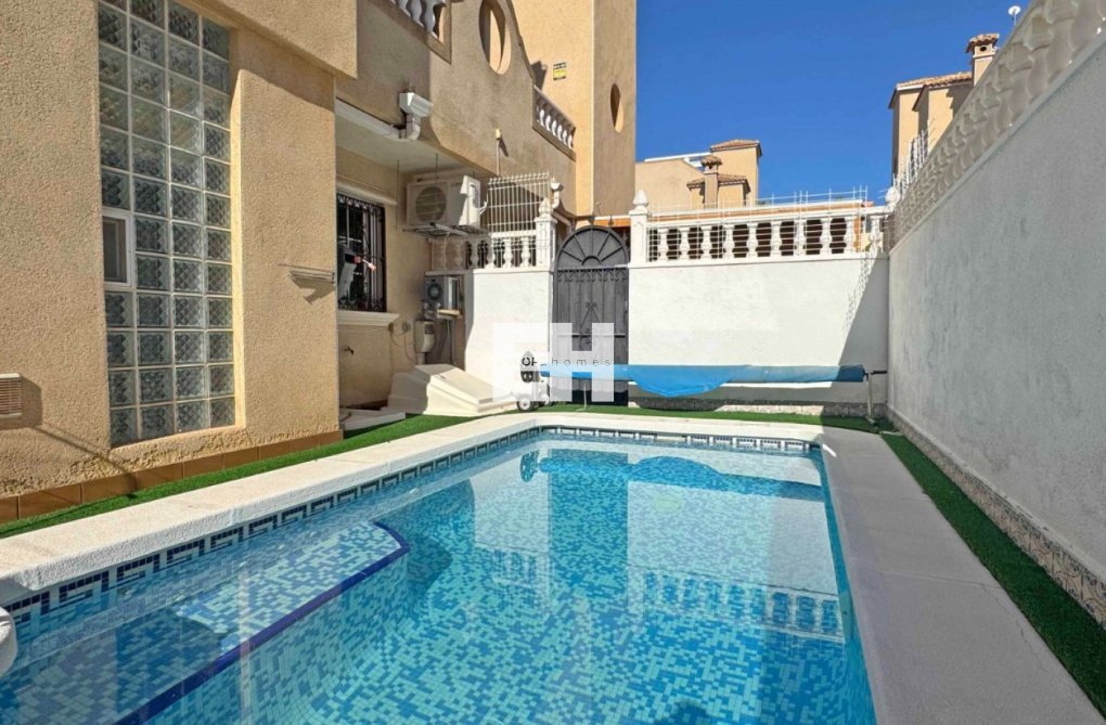 Resale - town house - Orihuela Costa - Costa Blanca