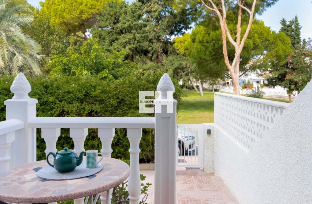Resale - town house - Orihuela Costa - Costa Blanca