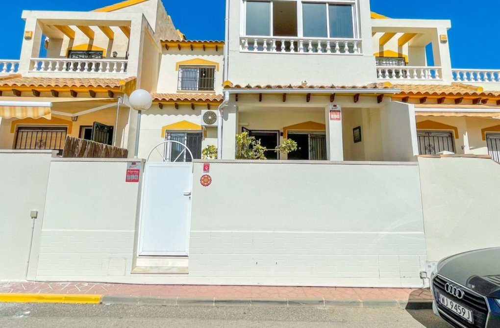 Resale - town house - Orihuela Costa - Costa Blanca