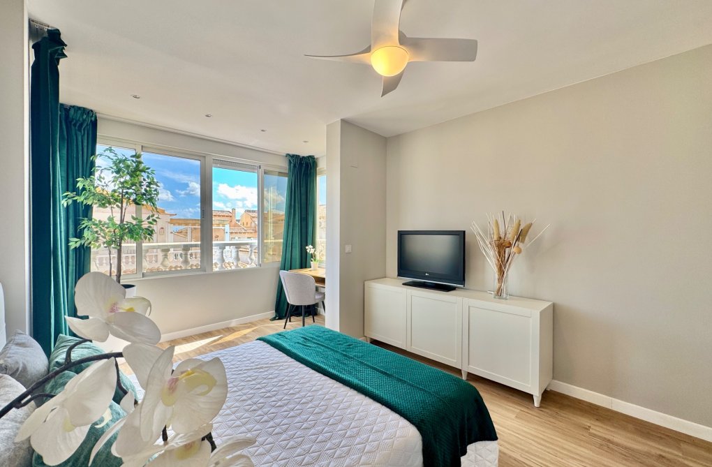 Resale - town house - Orihuela Costa - Costa Blanca
