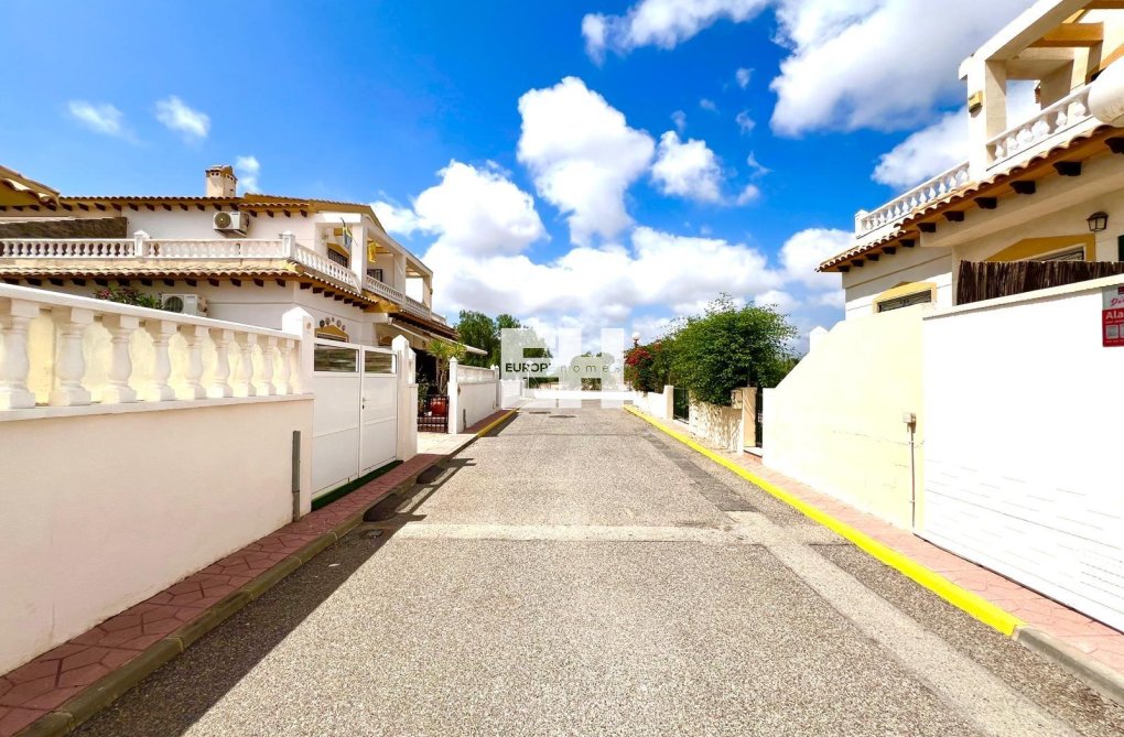 Resale - town house - Orihuela - Urbanización Perla Del Mar