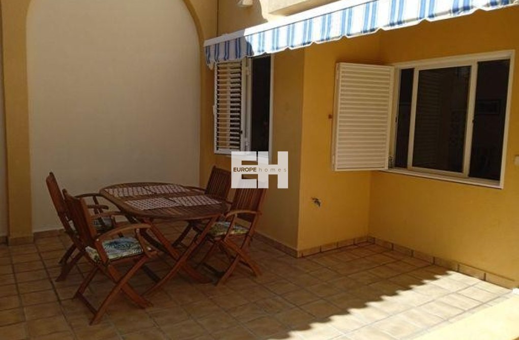 Resale - town house - Pilar de la Horadada - Costa Blanca
