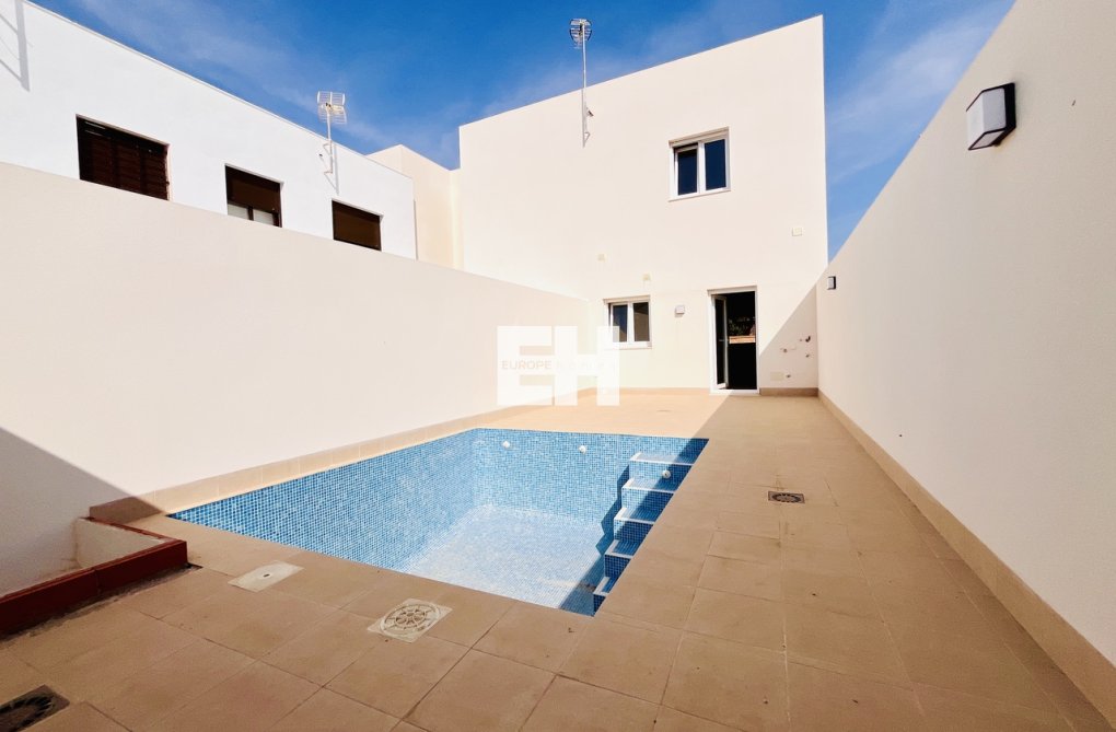 Resale - town house - Pilar de la Horadada - Costa Blanca