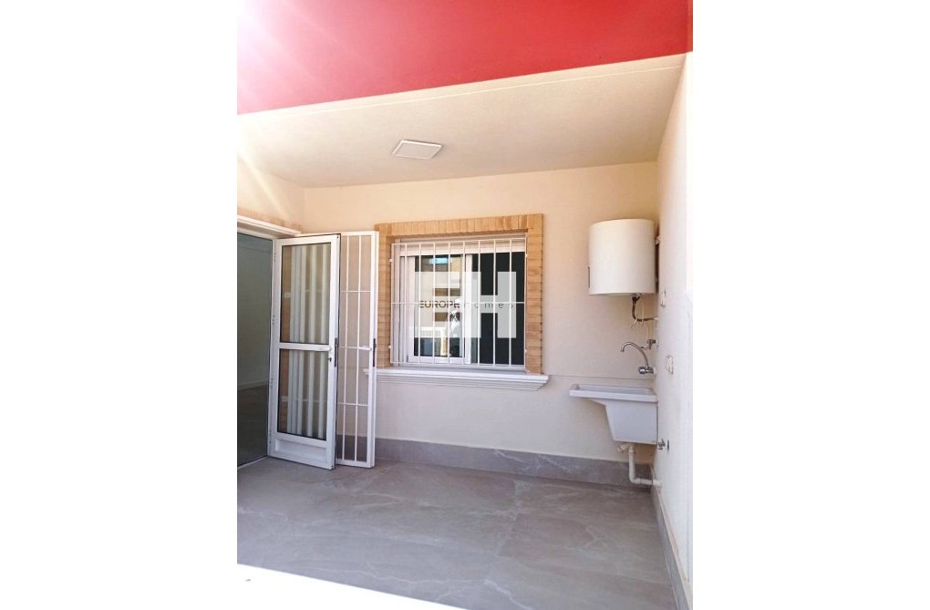 Resale - town house - Pilar de la Horadada