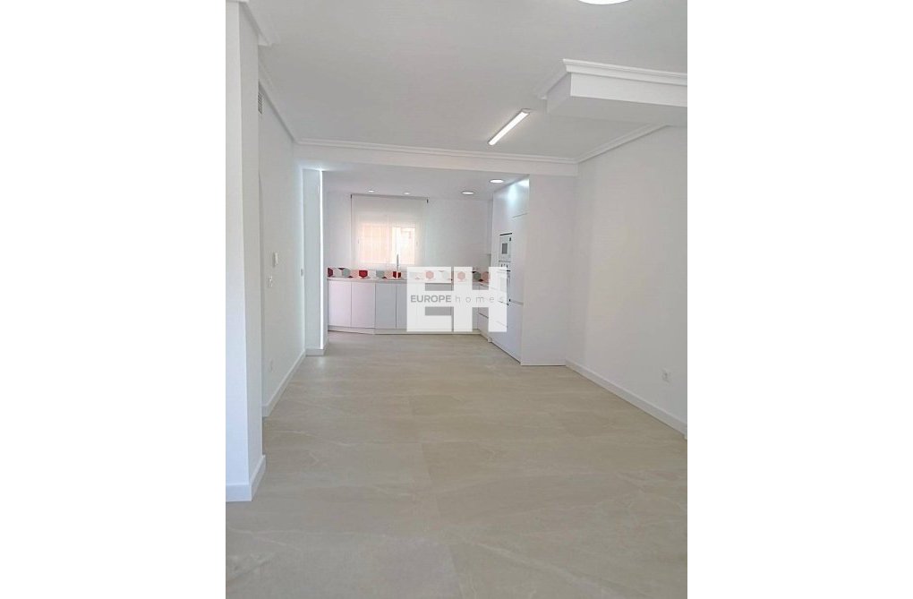 Resale - town house - Pilar de la Horadada