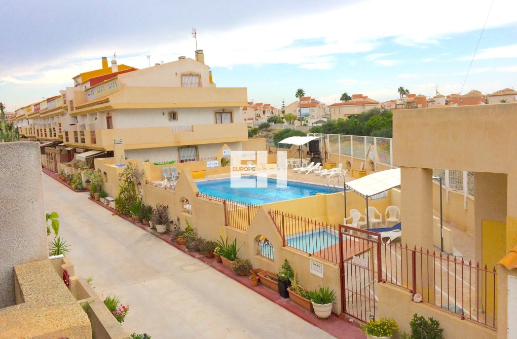 Resale - town house - Playa Flamenca - Costa Blanca