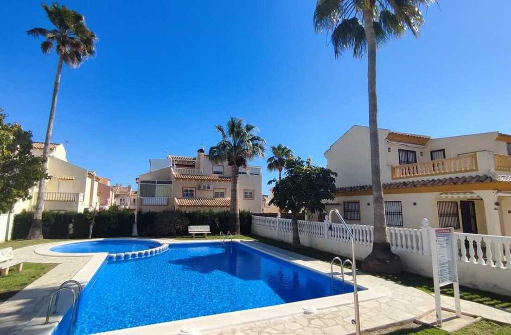 Resale - town house - Playa Flamenca - Costa Blanca