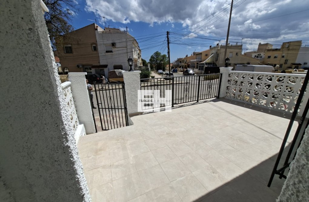 Resale - town house - San Fulgencio - Costa Blanca