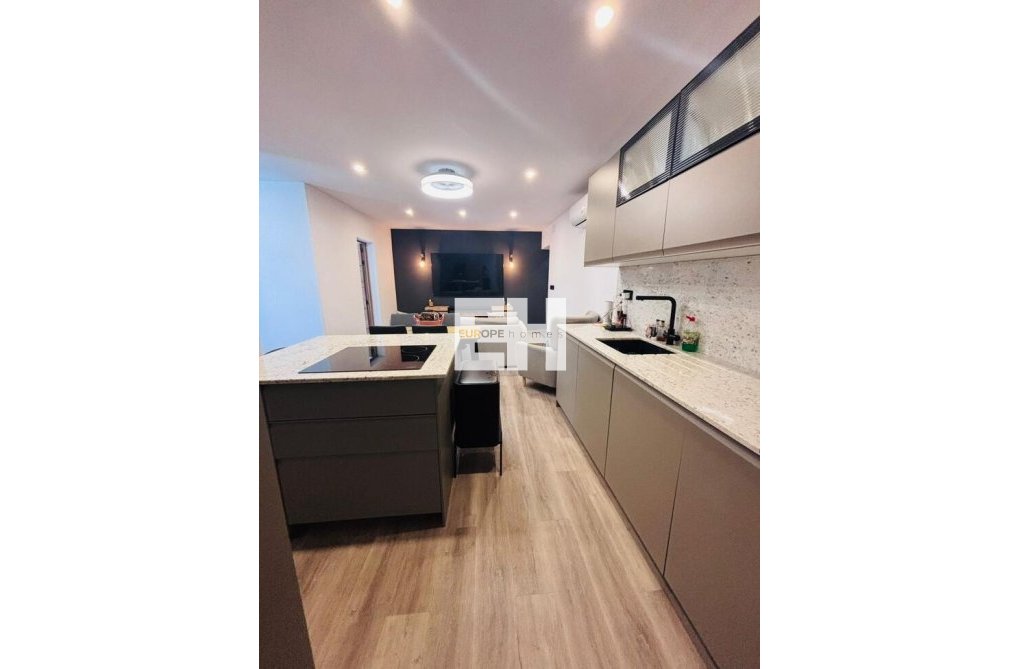 Resale - town house - San Miguel de Salinas - Inland