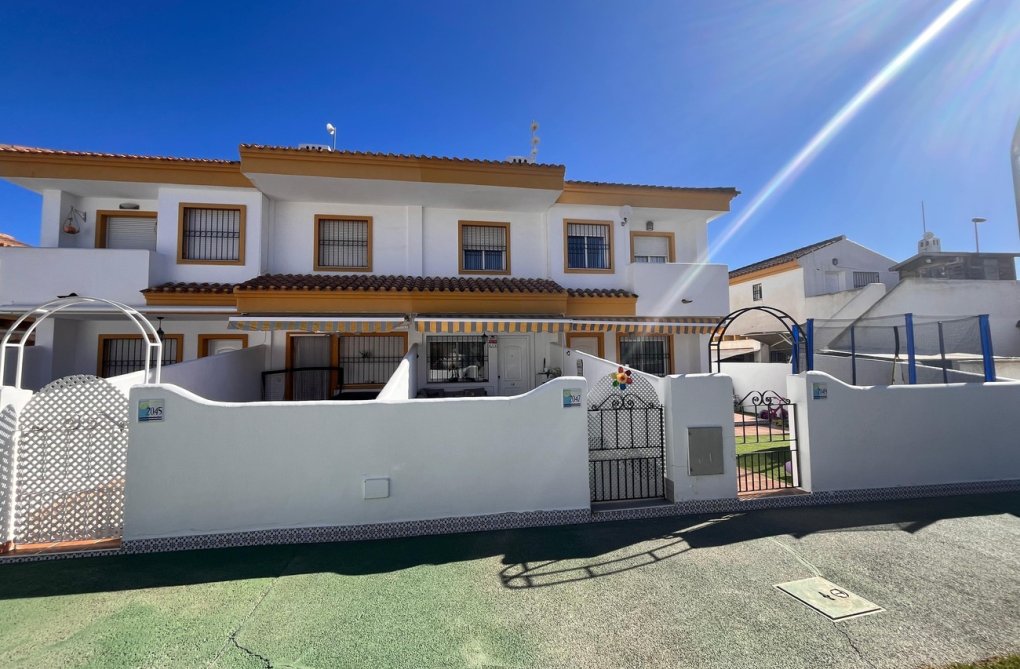 Resale - town house - Torre de la Horadada - Costa Blanca