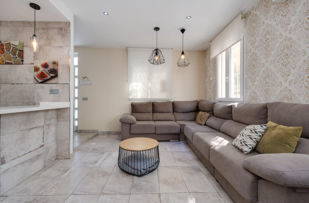 Resale - town house - Torrevieja - Centro
