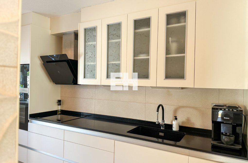 Resale - town house - Torrevieja - Costa Blanca