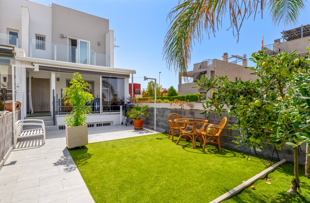 Resale - town house - Torrevieja - Costa Blanca