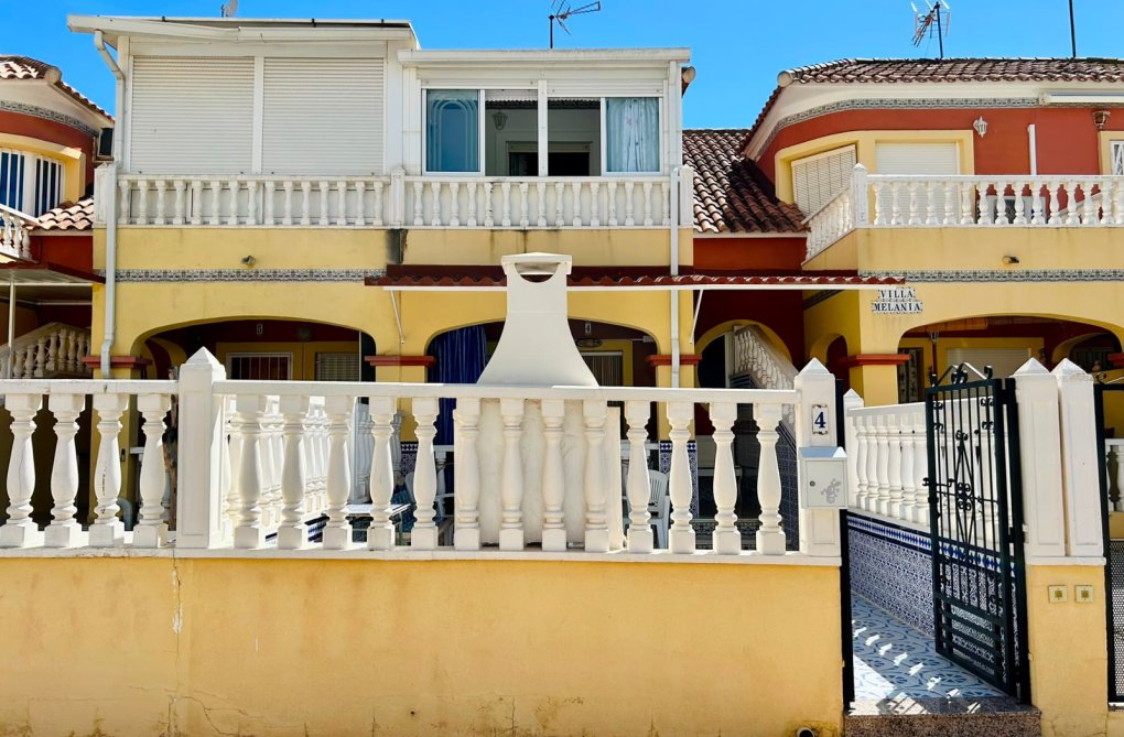 Resale - town house - Torrevieja - Costa Blanca