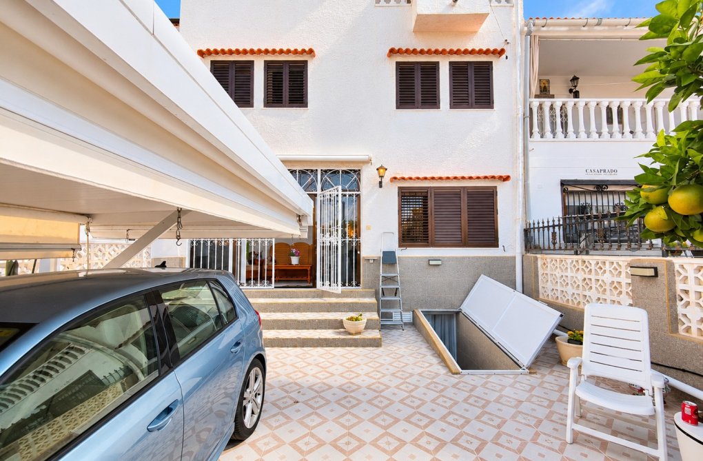 Resale - town house - Torrevieja - Costa Blanca