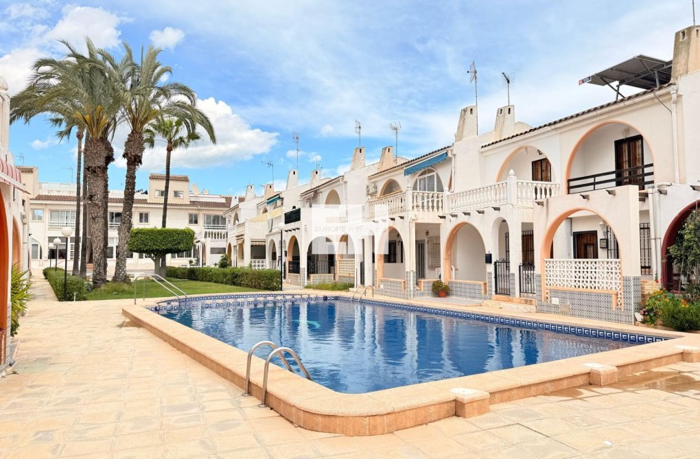 Resale - town house - Torrevieja - El Chaparral