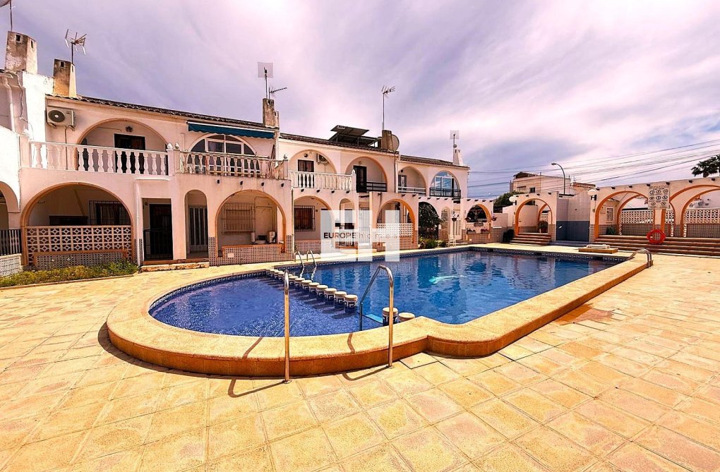 Resale - town house - Torrevieja - El Chaparral