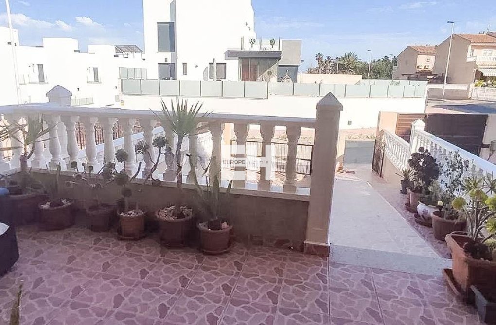Resale - town house - Torrevieja - Los Altos