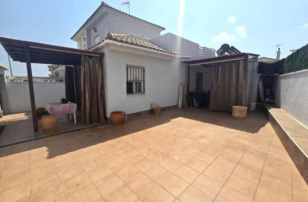 Resale - town house - Torrevieja - Los Altos