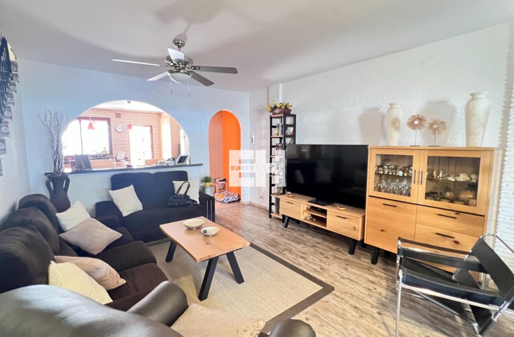 Resale - town house - Torrevieja - Los Balcones - Los Altos Del Edén