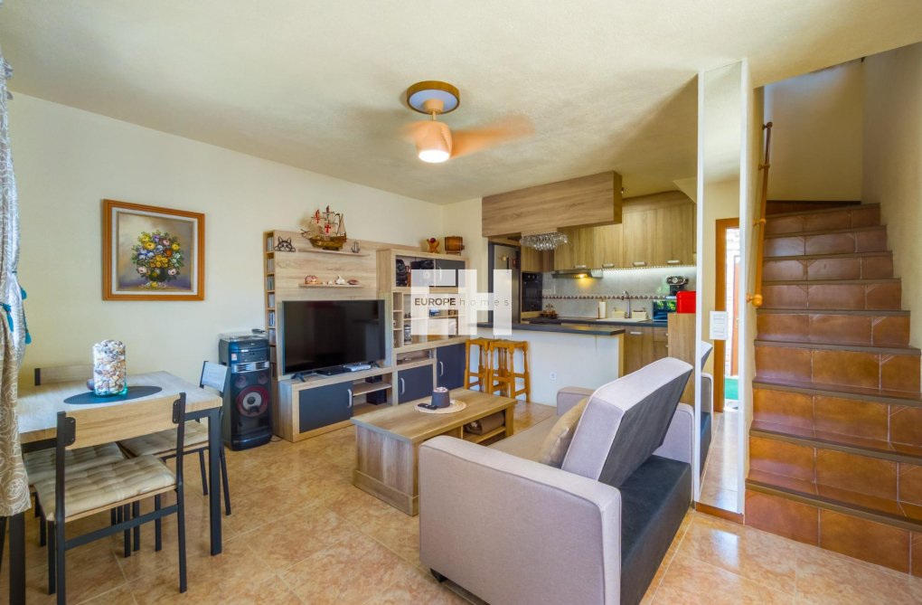 Resale - town house - Torrevieja - Nueva Torrevieja