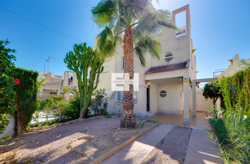 Resale - town house - Torrevieja - Paraje Natural