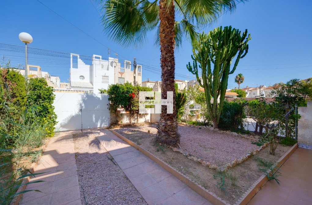 Resale - town house - Torrevieja - Paraje Natural