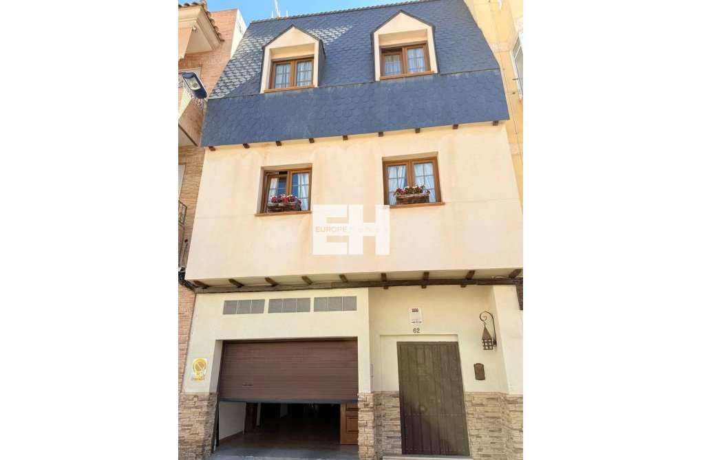 Resale - town house - Torrevieja