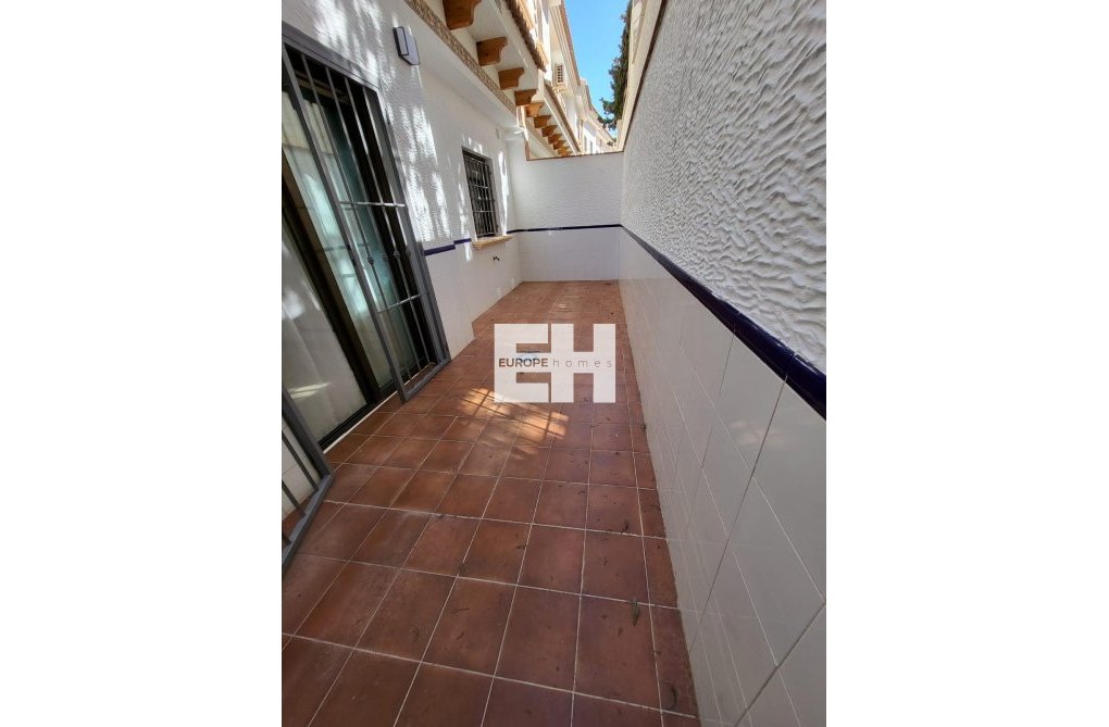 Resale - town house - Villamartin - Costa Blanca