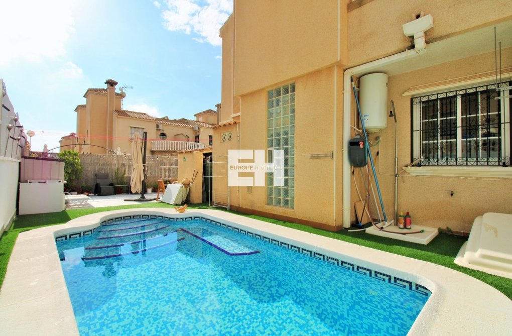 Resale - town house - Villamartin - Costa Blanca