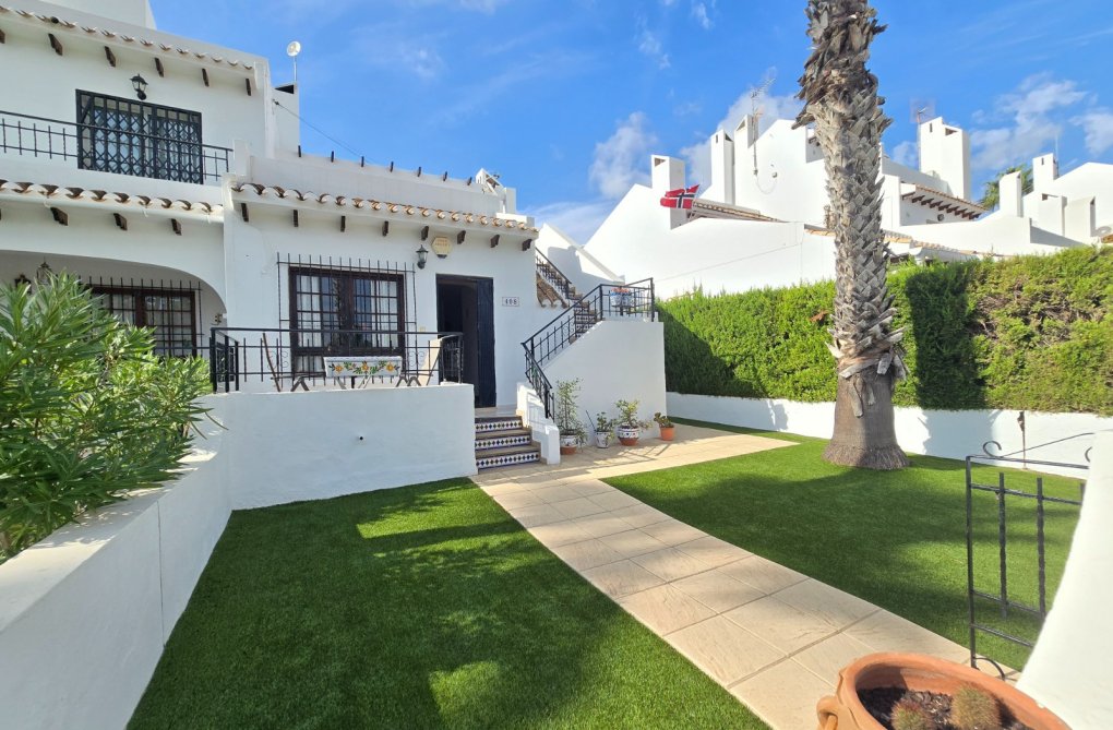 Resale - town house - Villamartin - Costa Blanca