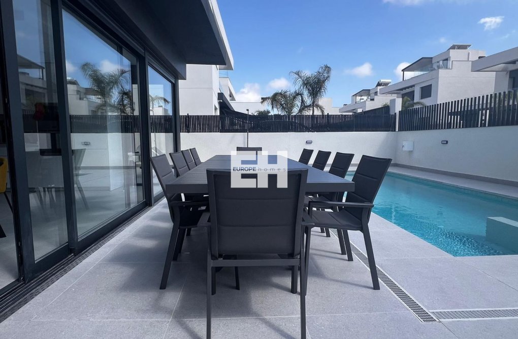 Resale - villa - Algorfa - Inland