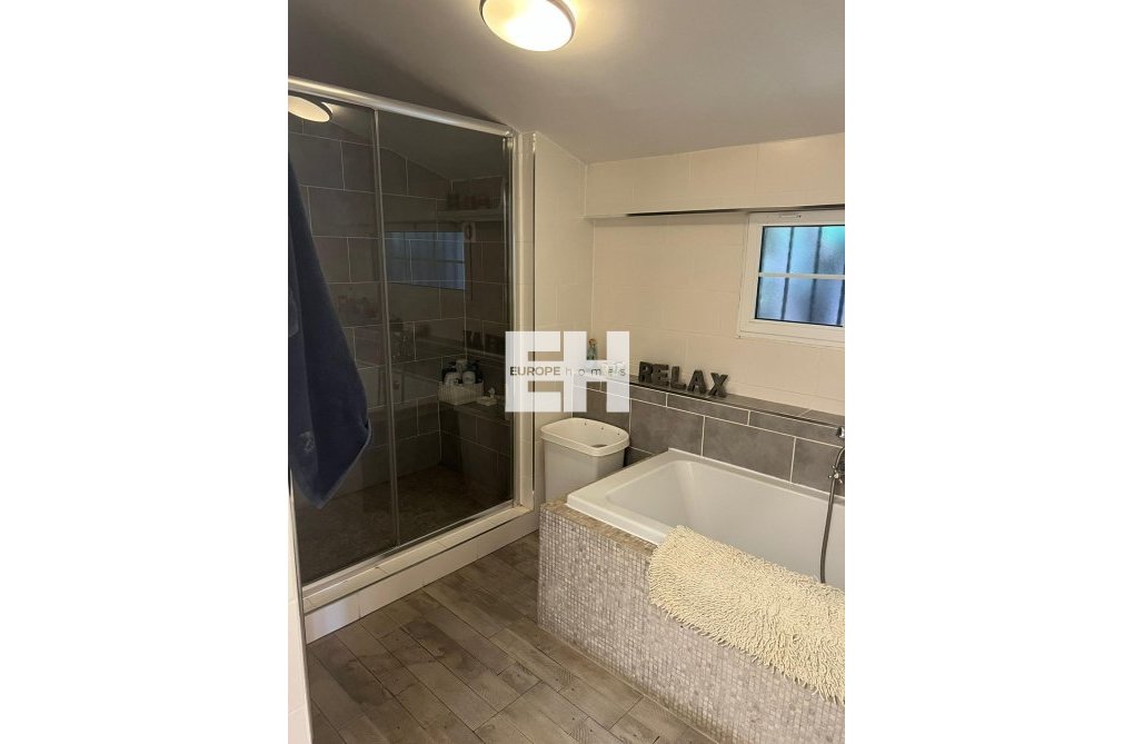 Resale - villa - Almoradí