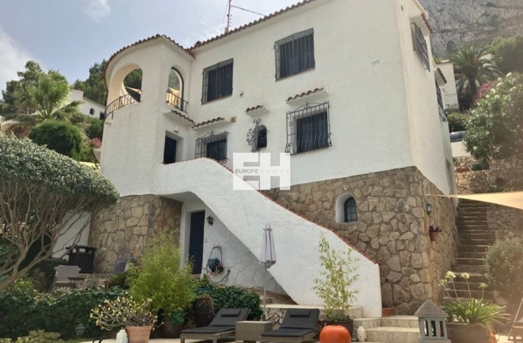 Resale - villa - Calpe - Costa Blanca