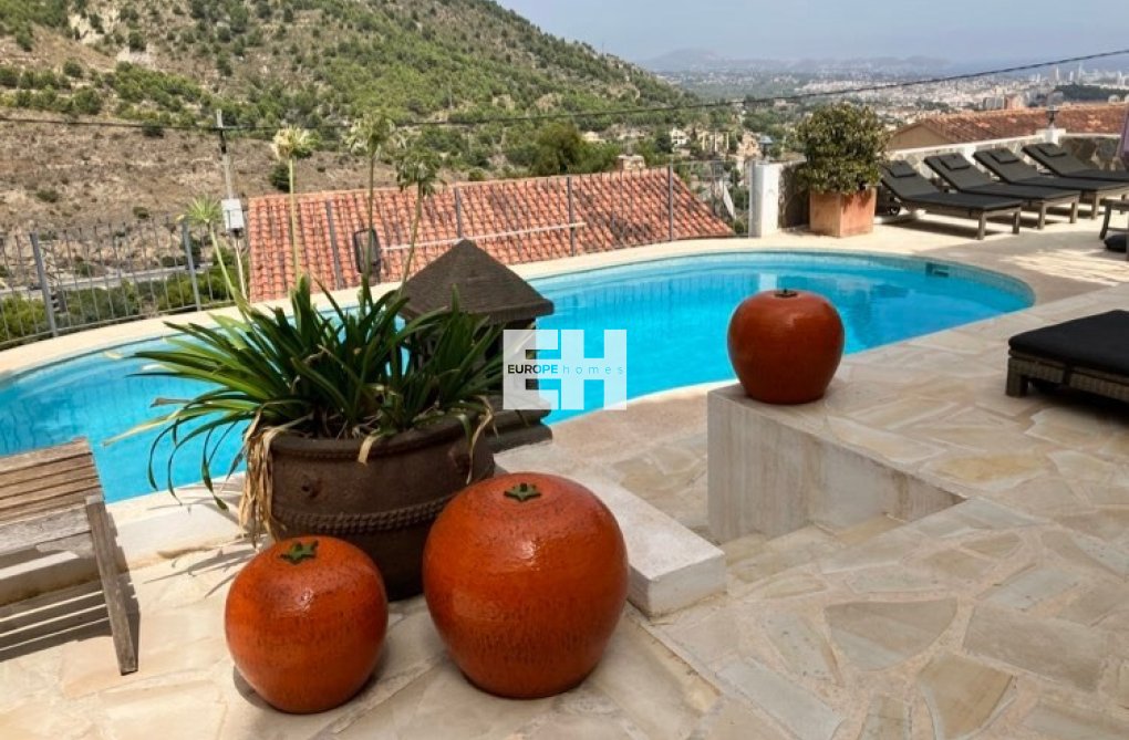 Resale - villa - Calpe - Costa Blanca